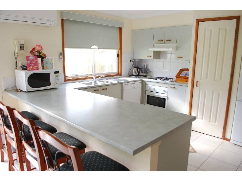 4 Spoonbill Way, Mount Annan NSW 2567
