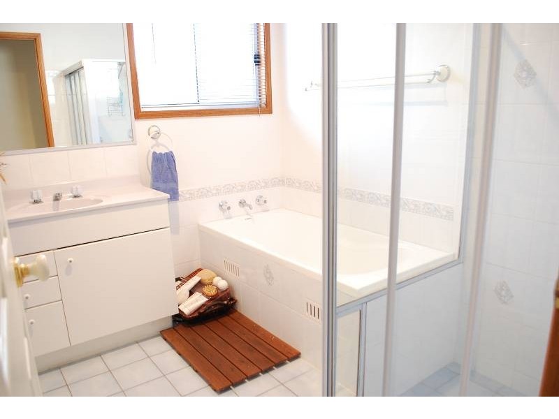 4 Spoonbill Way, Mount Annan NSW 2567