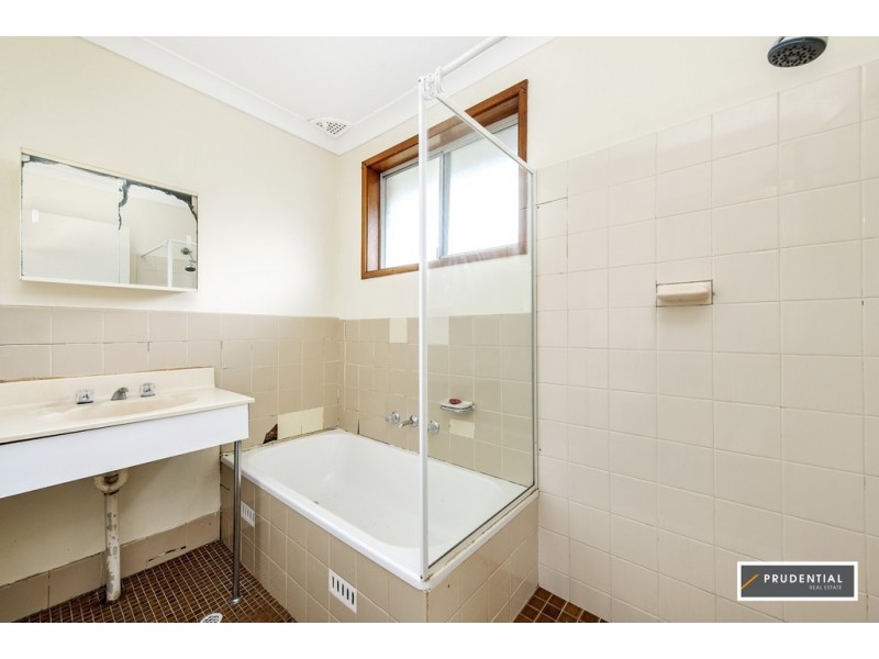 3/105 Broughton Street, Campbelltown NSW 2560