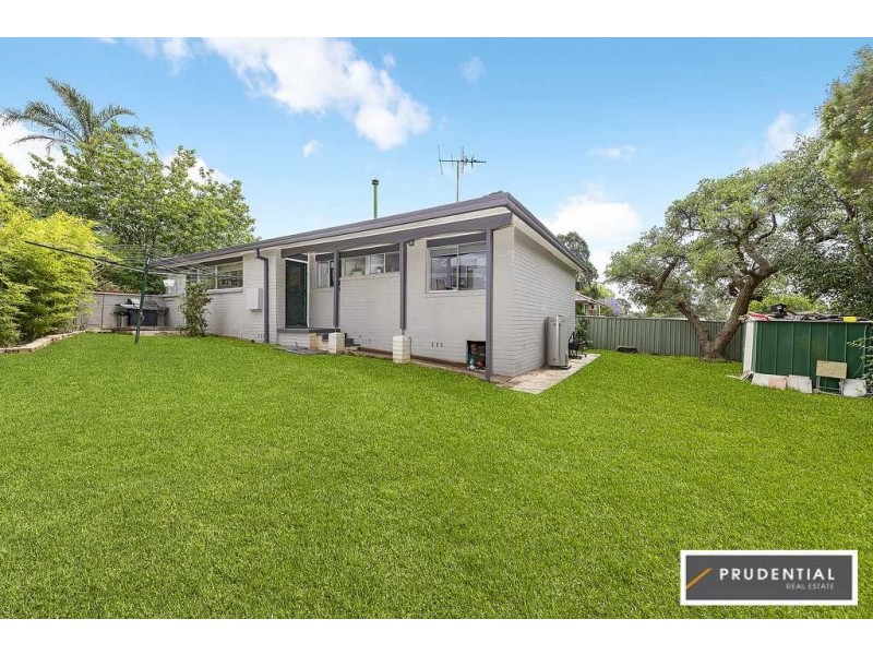 47 Lawn Avenue, Bradbury NSW 2560