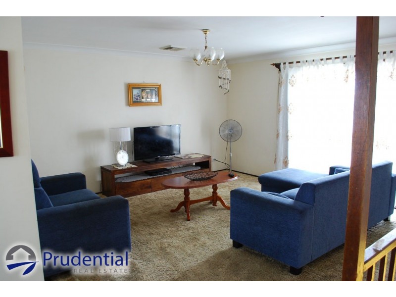 58 Akuna Ave, Bradbury NSW 2560