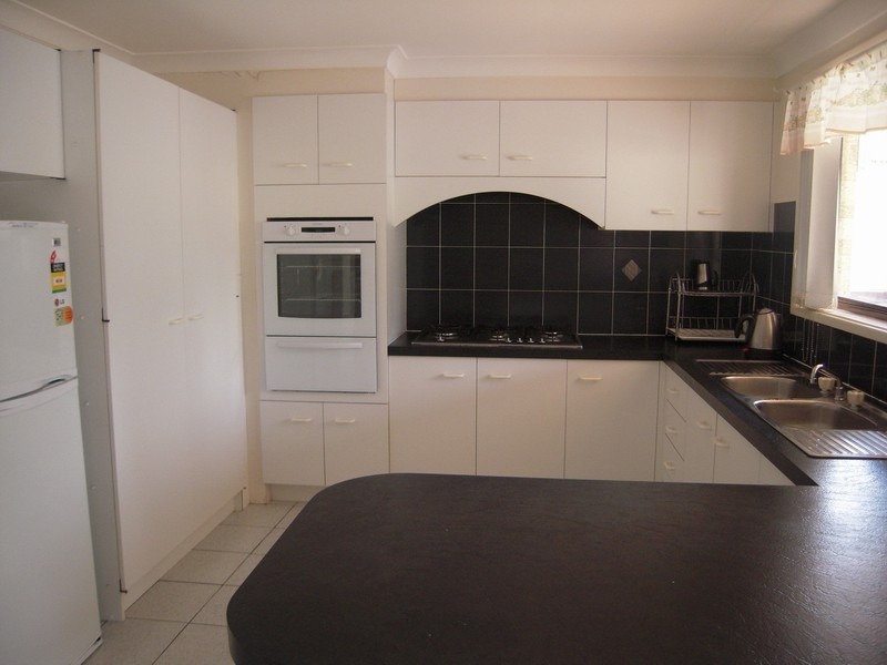 10 Kearns Ave, Kearns NSW 2558