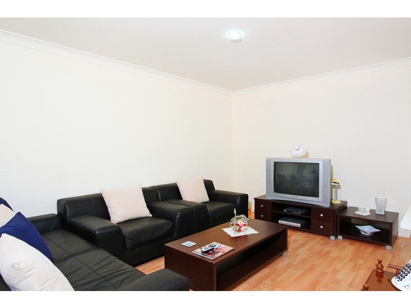 4/57 Jacaranda Ave, Bradbury NSW 2560