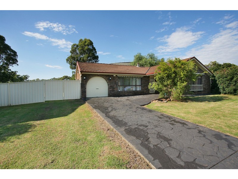 31 Debenham Ave, Leumeah NSW 2560