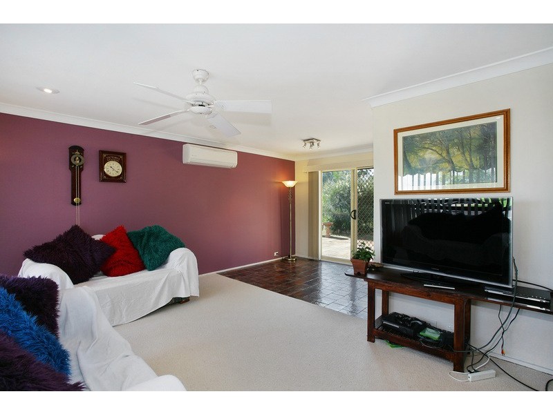 31 Debenham Ave, Leumeah NSW 2560