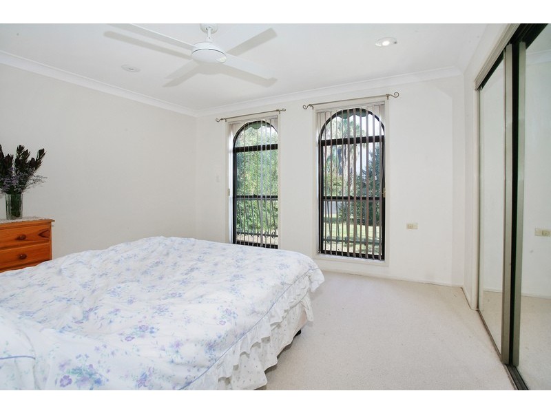 31 Debenham Ave, Leumeah NSW 2560