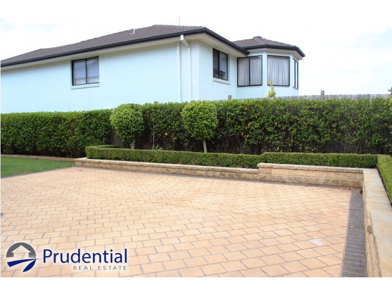 9 Governors Way, Macquarie Links NSW 2565