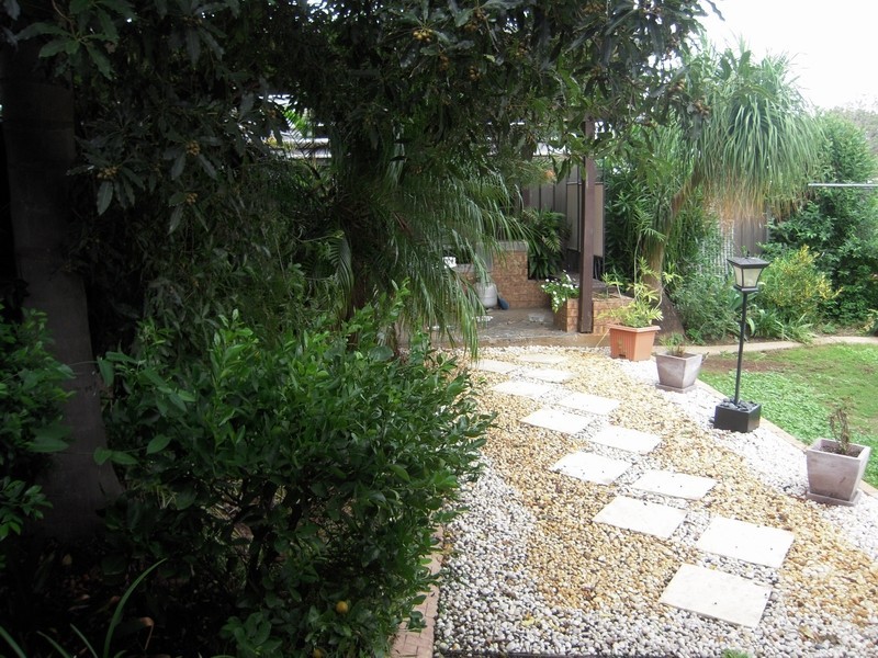 9 Renfrew Street, St Andrews NSW 2566