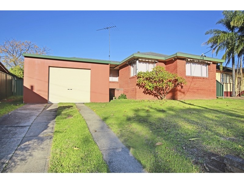 6 Paterson Street, Campbelltown NSW 2560