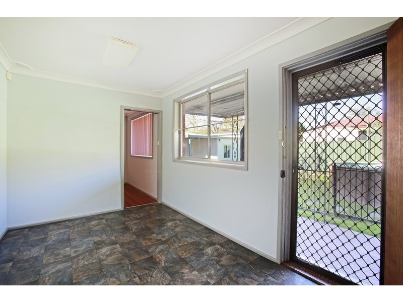 6 Paterson Street, Campbelltown NSW 2560