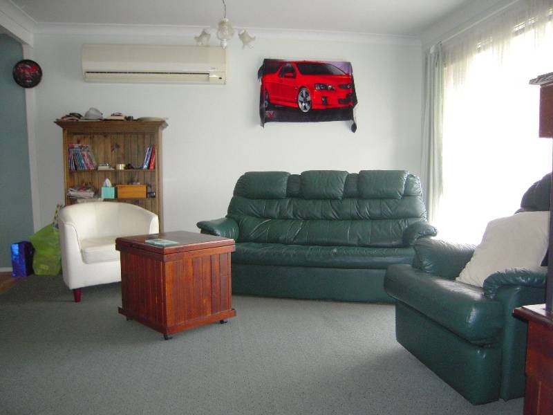 31 Poplar Cres, Bradbury NSW 2560