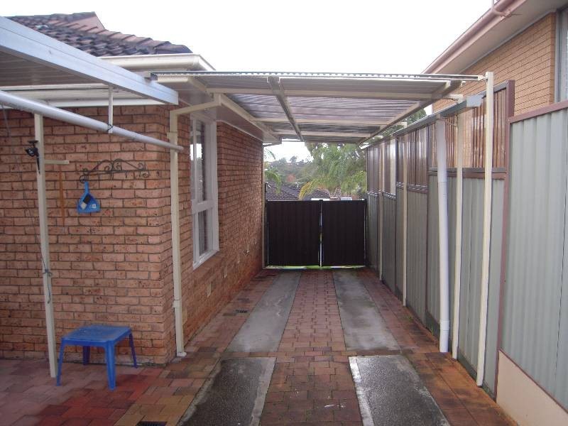 31 Poplar Cres, Bradbury NSW 2560