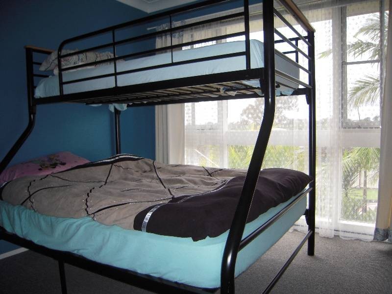 31 Poplar Cres, Bradbury NSW 2560