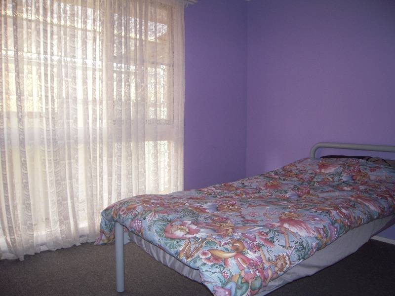 31 Poplar Cres, Bradbury NSW 2560