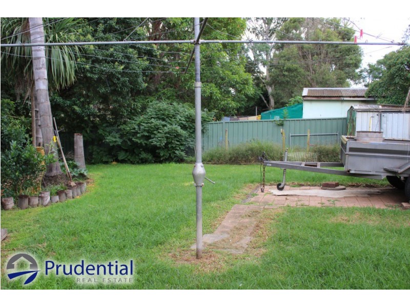 123 St Johns Road, Bradbury NSW 2560