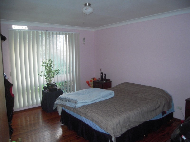 11 Lerwick Place, St Andrews NSW 2566
