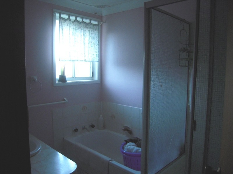 11 Lerwick Place, St Andrews NSW 2566
