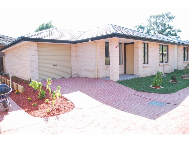 Macquarie Fields NSW 2564