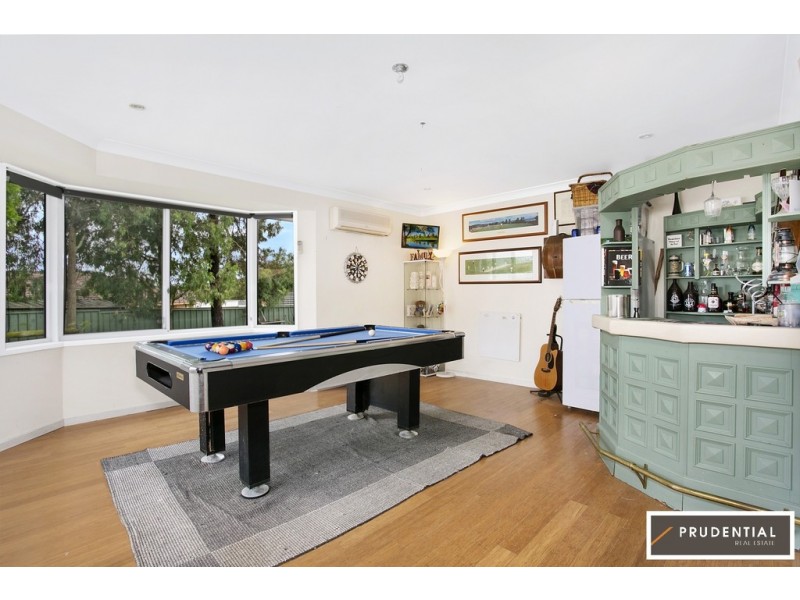 29 Carbasse Crescent, St Helens Park NSW 2560