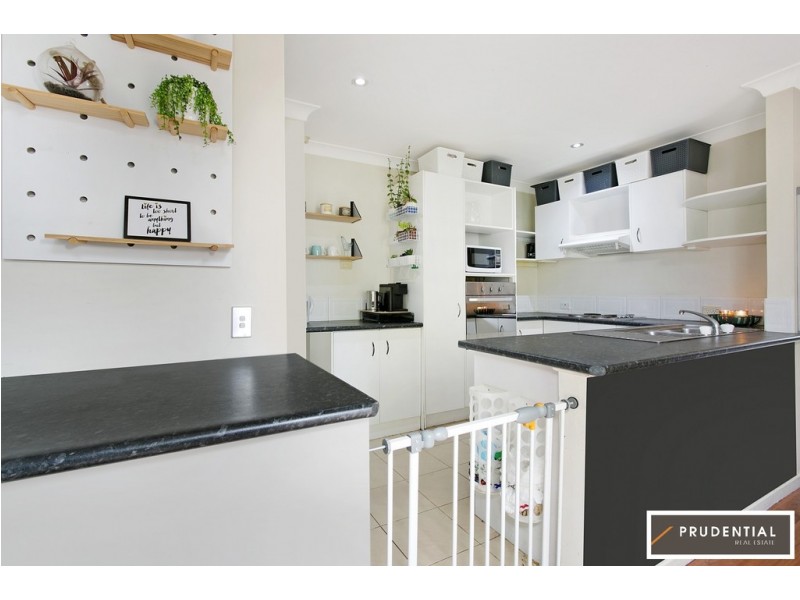 29 Carbasse Crescent, St Helens Park NSW 2560