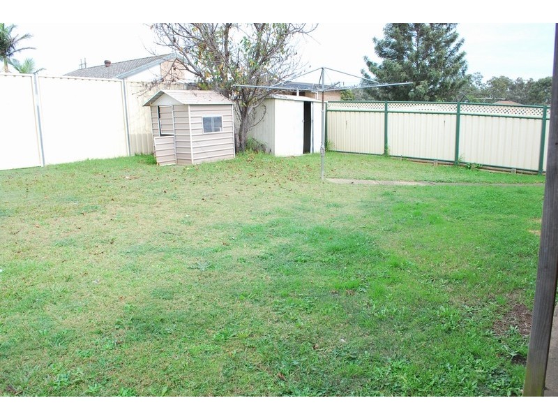 8 Lodestone Place, Eagle Vale NSW 2558