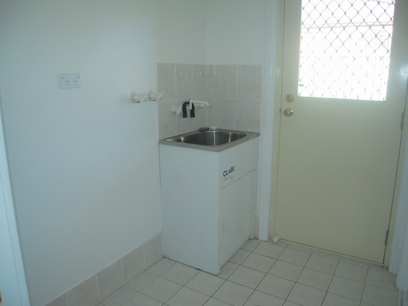15 Webb Place, Minto NSW 2566