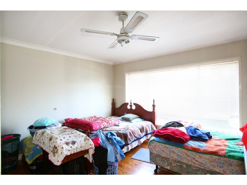 12 Bland Street, Bradbury NSW 2560