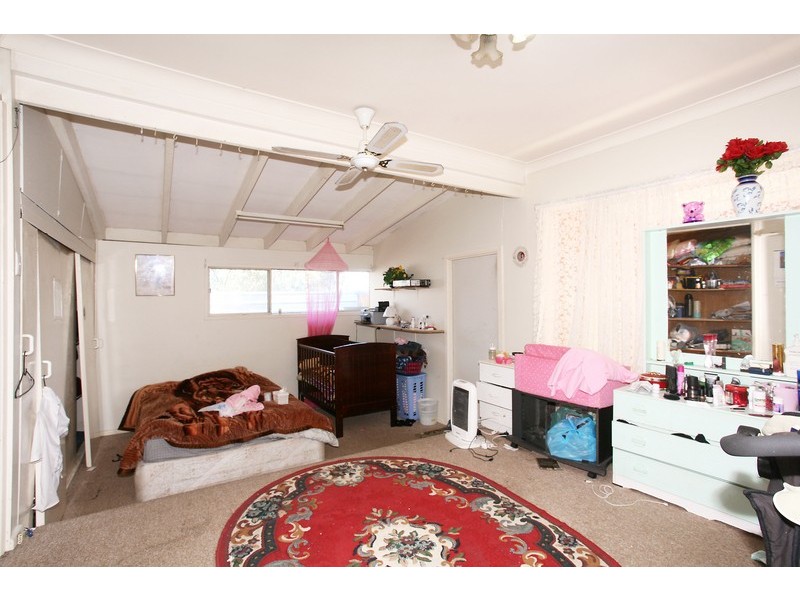 12 Bland Street, Bradbury NSW 2560