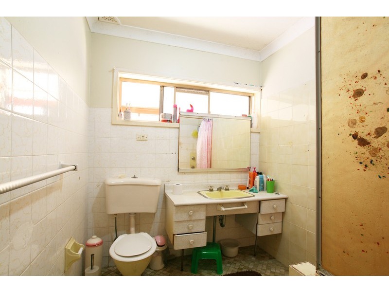 12 Bland Street, Bradbury NSW 2560