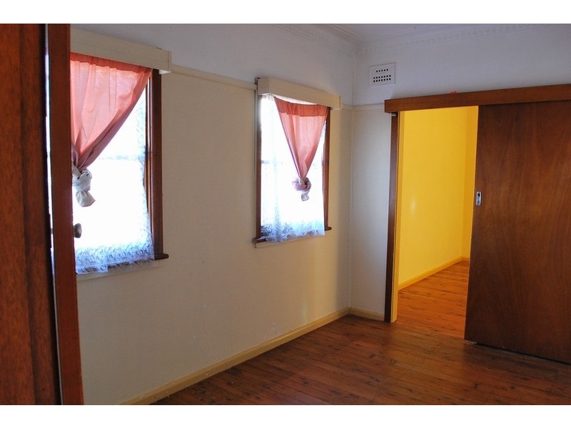 3 Stafford Street, Minto NSW 2566