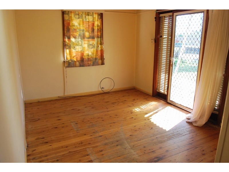 3 Stafford Street, Minto NSW 2566