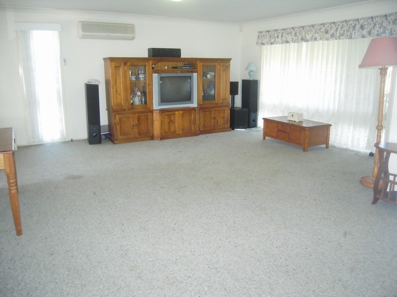 203 Wyangala Crescent, Leumeah NSW 2560