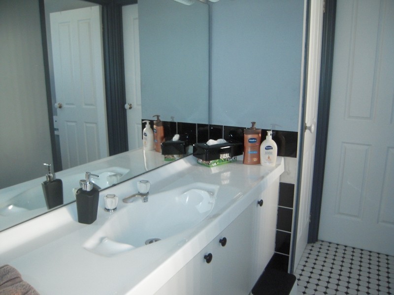 Eagle Vale NSW 2558