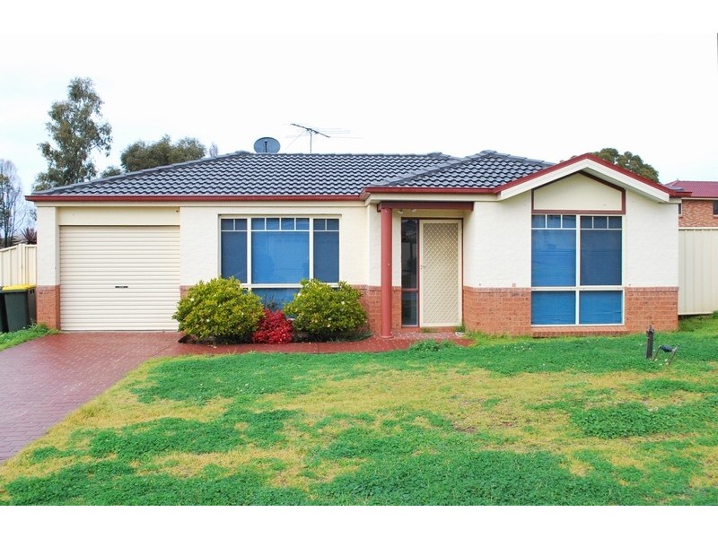 Bradbury NSW 2560