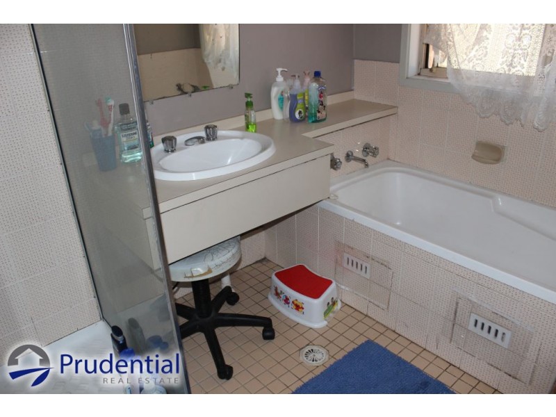 7 Opal Place, Eagle Vale NSW 2558