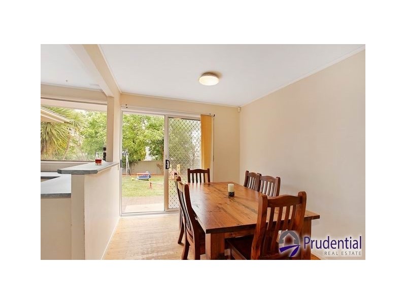 20 Athel Tree Crescent, Bradbury NSW 2560