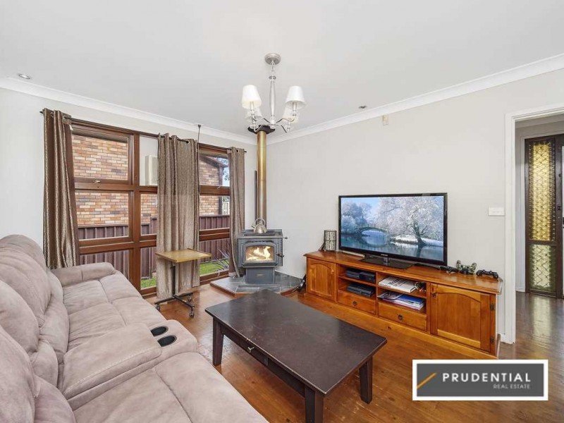 76 Carrington Circuit, Leumeah NSW 2560