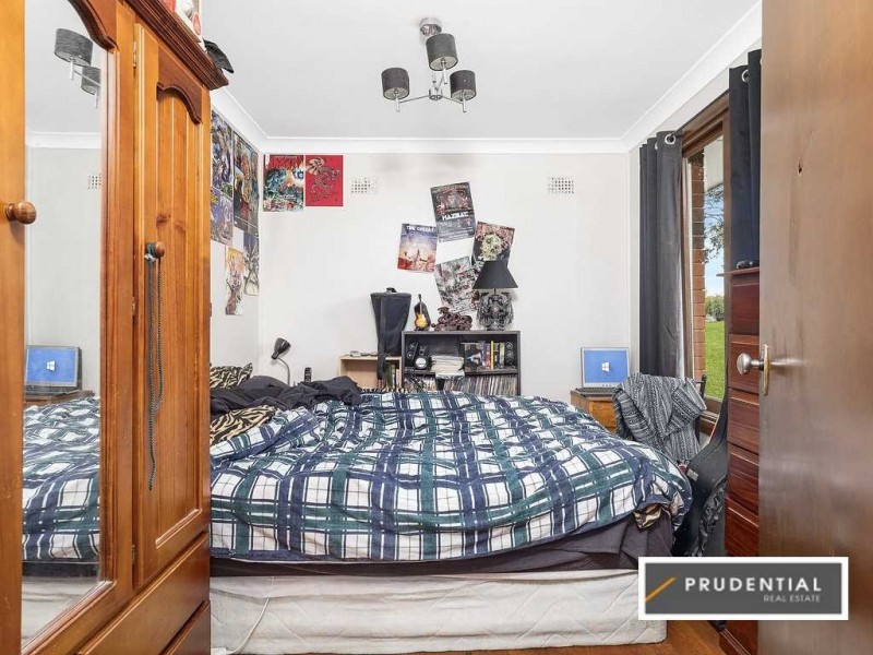 76 Carrington Circuit, Leumeah NSW 2560