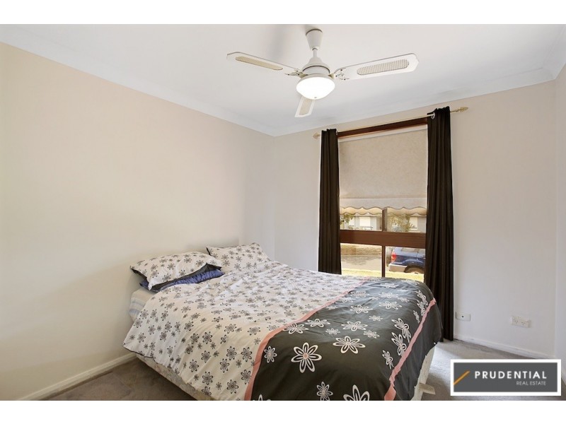 21 Donalbain Circuit, Rosemeadow NSW 2560