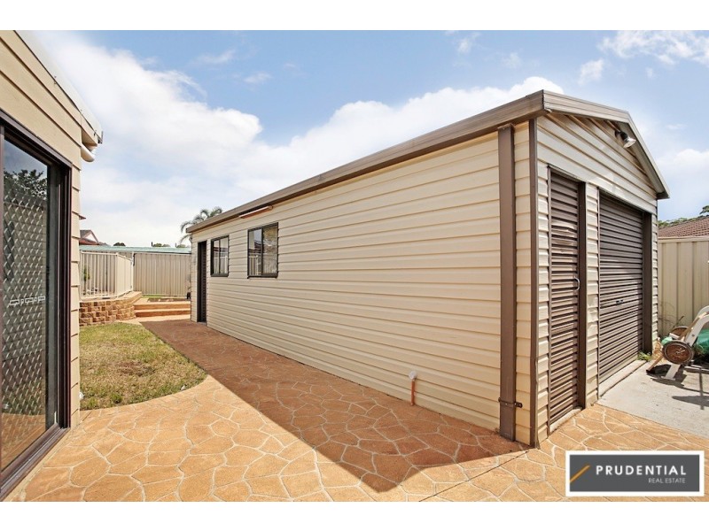 21 Donalbain Circuit, Rosemeadow NSW 2560