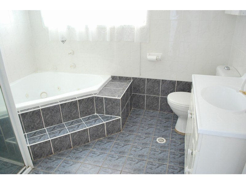Eschol Park NSW 2558