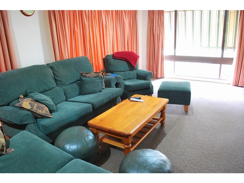 Ruse NSW 2560