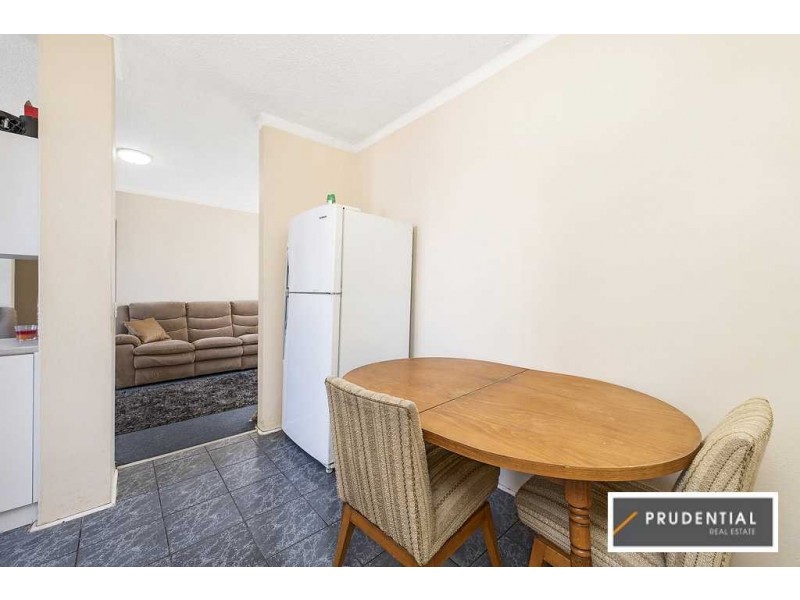 3/5 Hoddle Avenue, Bradbury NSW 2560