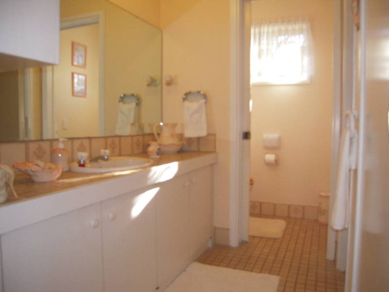 Ambarvale NSW 2560