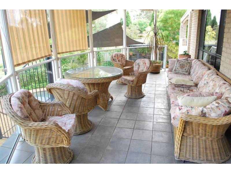 Glen Alpine NSW 2560