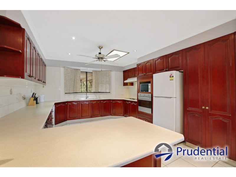 39 Lillyvicks Crescent, Ambarvale NSW 2560