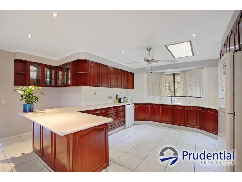 39 Lillyvicks Crescent, Ambarvale NSW 2560