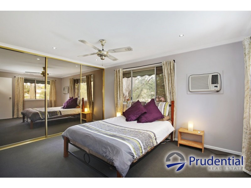 39 Lillyvicks Crescent, Ambarvale NSW 2560