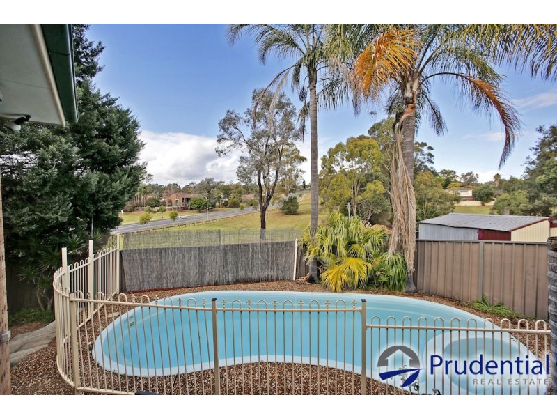 39 Lillyvicks Crescent, Ambarvale NSW 2560
