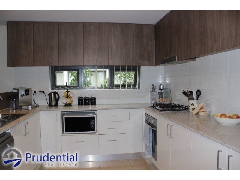 22C/541 Pembroke Road, Leumeah NSW 2560